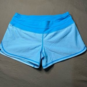 Women’s Lululemon Groovy Run Short, Beach Blanket Blue, size 8